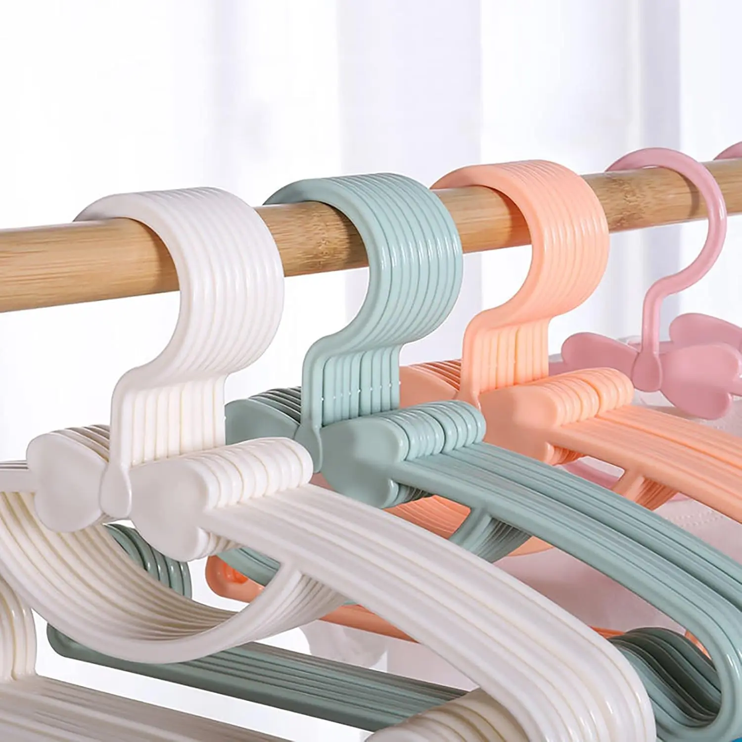 Gantungan Baju Bayi Plastik, P - Baby Nursery Uniform ulasan dan harga